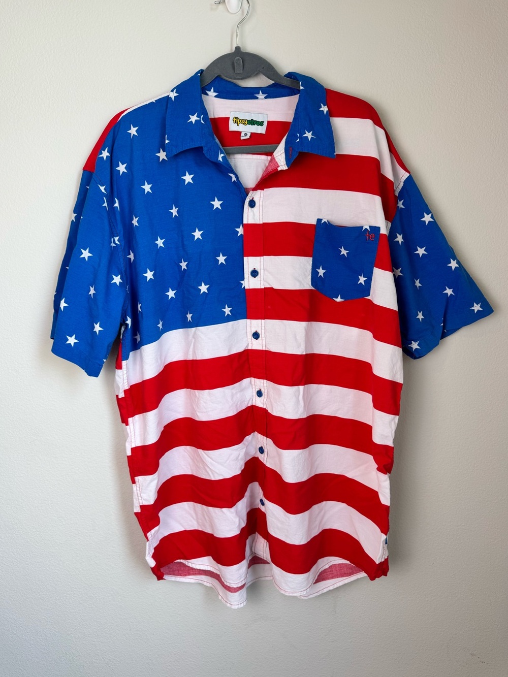 Tipsy Elves Patriotic Stars & Stripes Short Sleeve Button-Up Shirt 3XL